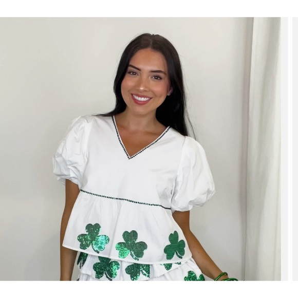EUC Shamrock puffed sleeve top small - Picture 3 of 3
